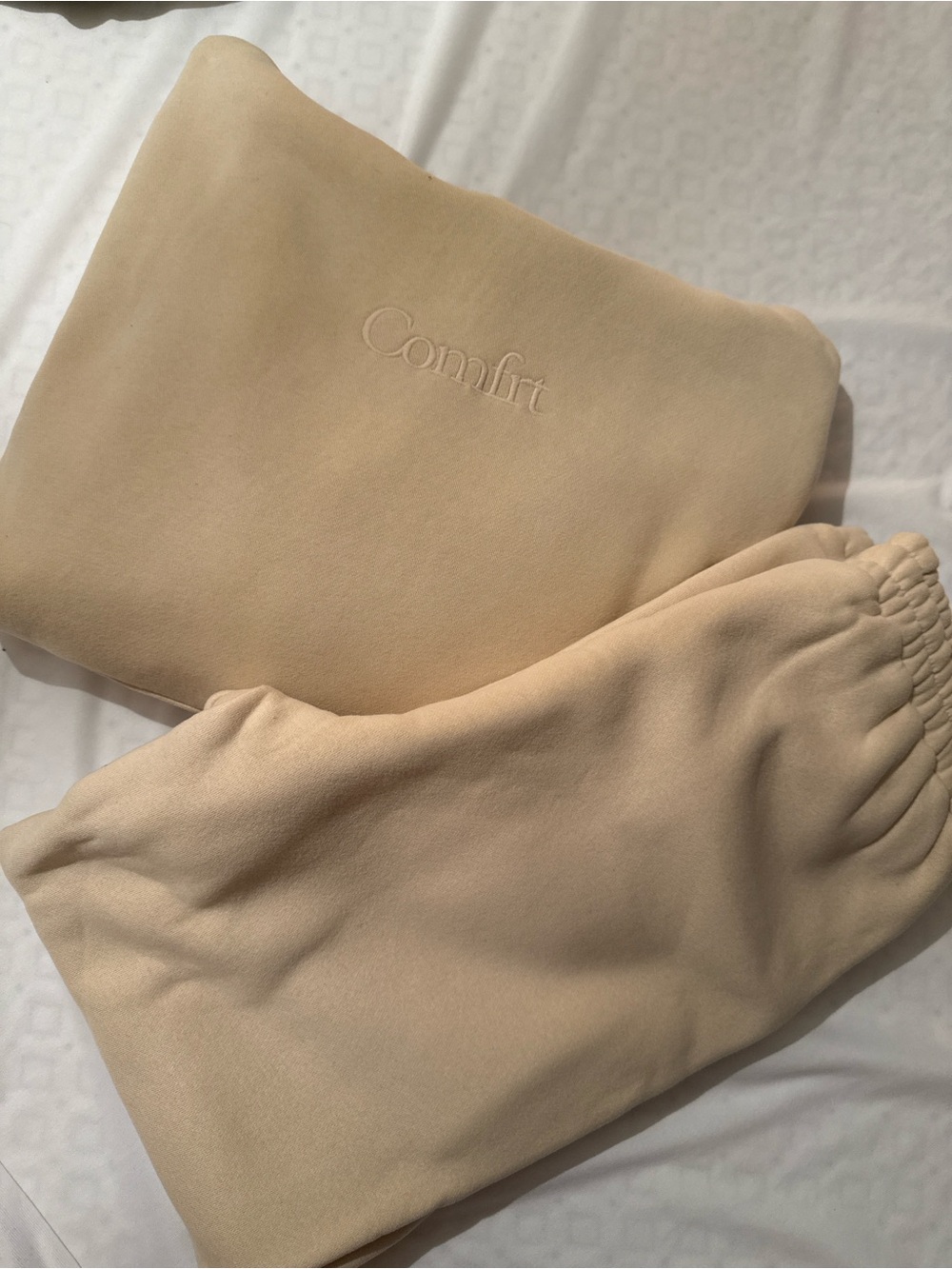 Comfort Women’s Tan Joggers — Soft Everyday Sweatpants